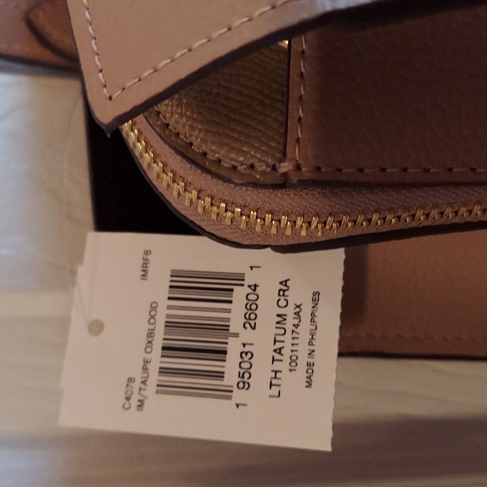 Coach Taupe Oxblood Pebbled Leather Handbag "Tatum" BNWT - AUTHENTICATED ◇ - Picture 5 of 14